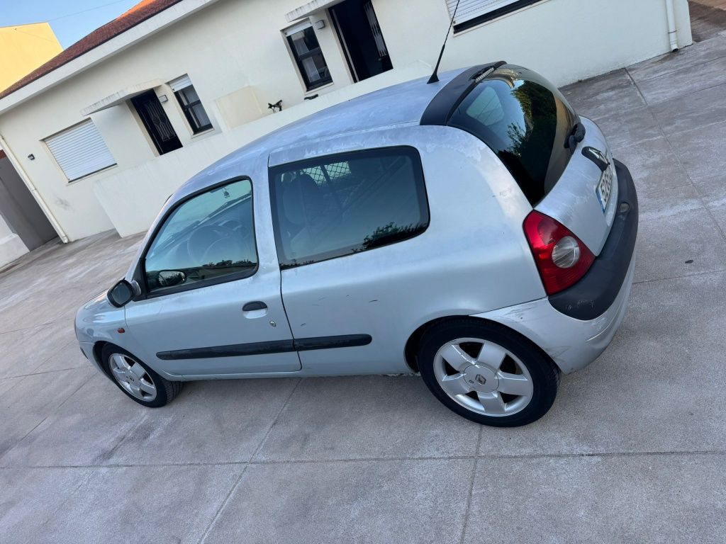 Renault Clio 1.5 DCI Comercial