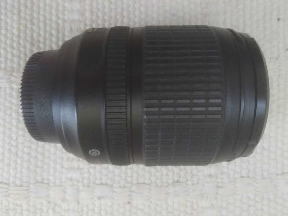 Хороший стан, об'єктив Nikon AF-S DX NIKKOR 18-105mm f3.5-5.6G ED VR