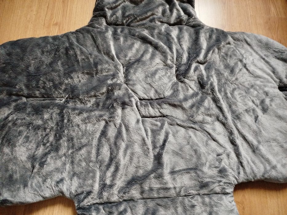 Otulacz ocieplacz do fotelika samochodowego pluszowe sowkowo