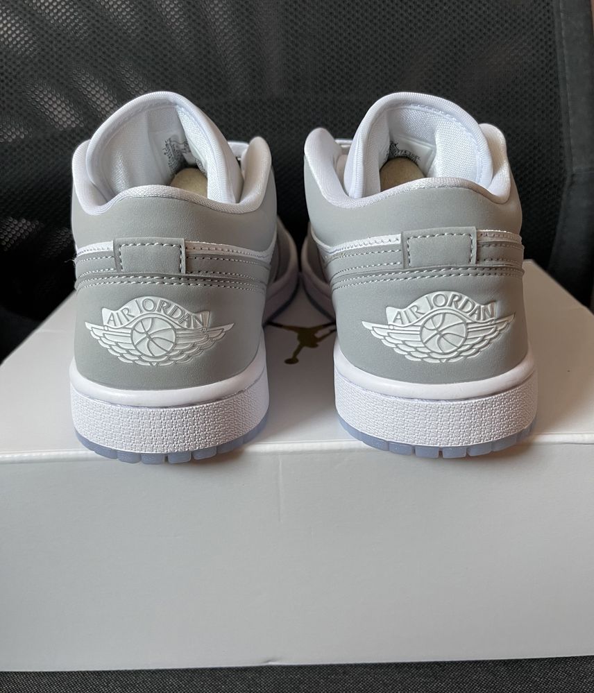 Buty Nike Air Jordan 1 Low Wolf Grey rozm. 40
