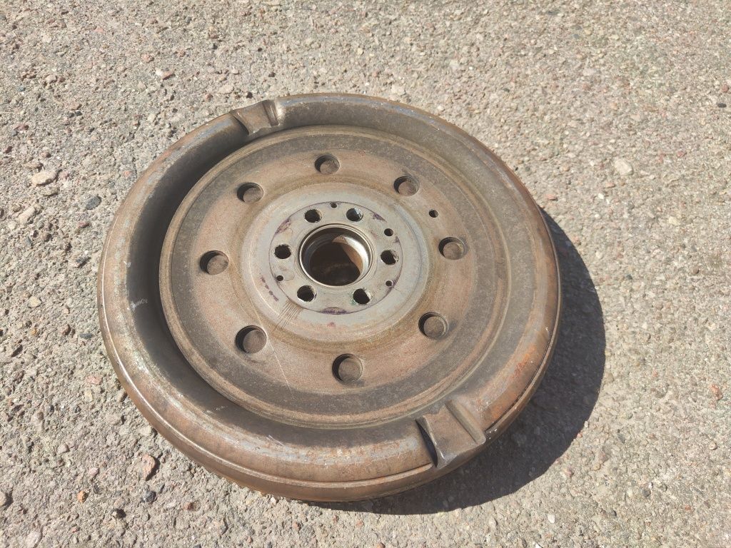 Демпфер щеплення 415 0574 10 LUK демпфер щеплення vw t5 2.0tdi 09