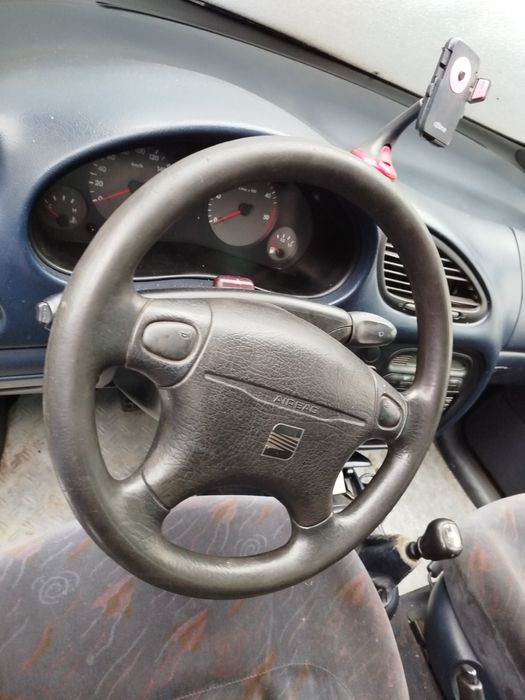 Сеат альхамбра,продам