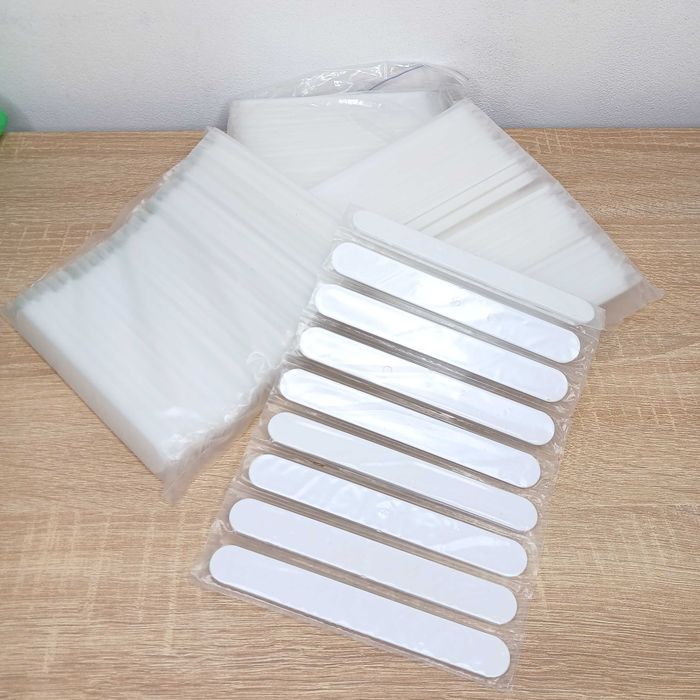 Продам набір пластикових шпателів