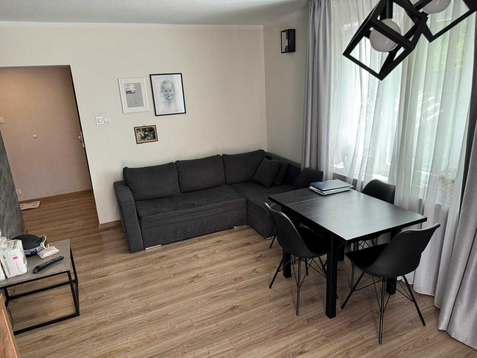 Wynajmę ładne, bardzo dobrze wyposażone mieszkanie w Centrum Konina.