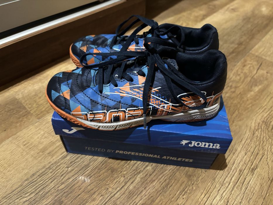 Футзалки Joma