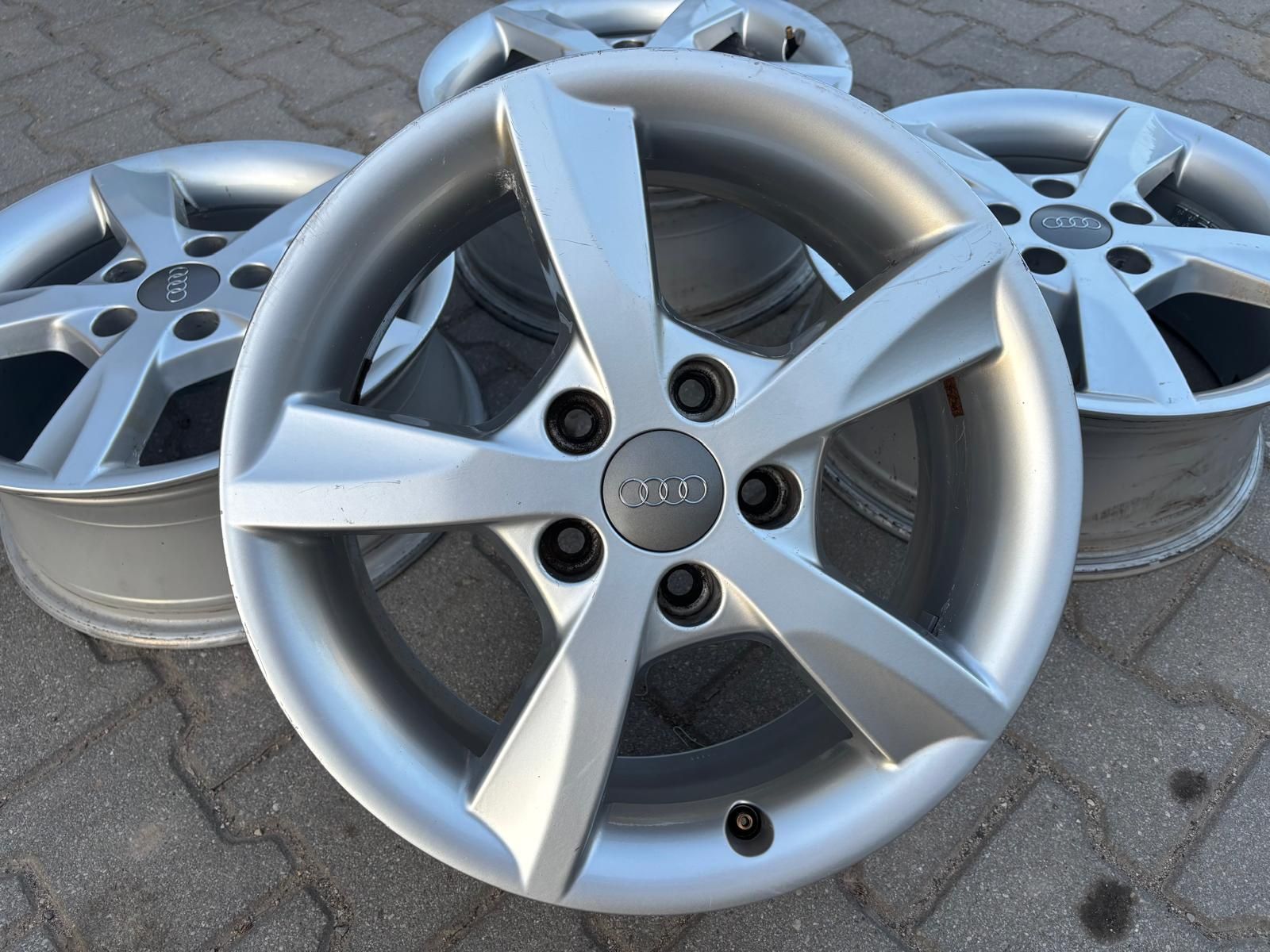 Alufelgi 16 Audi A3 A4 5x112