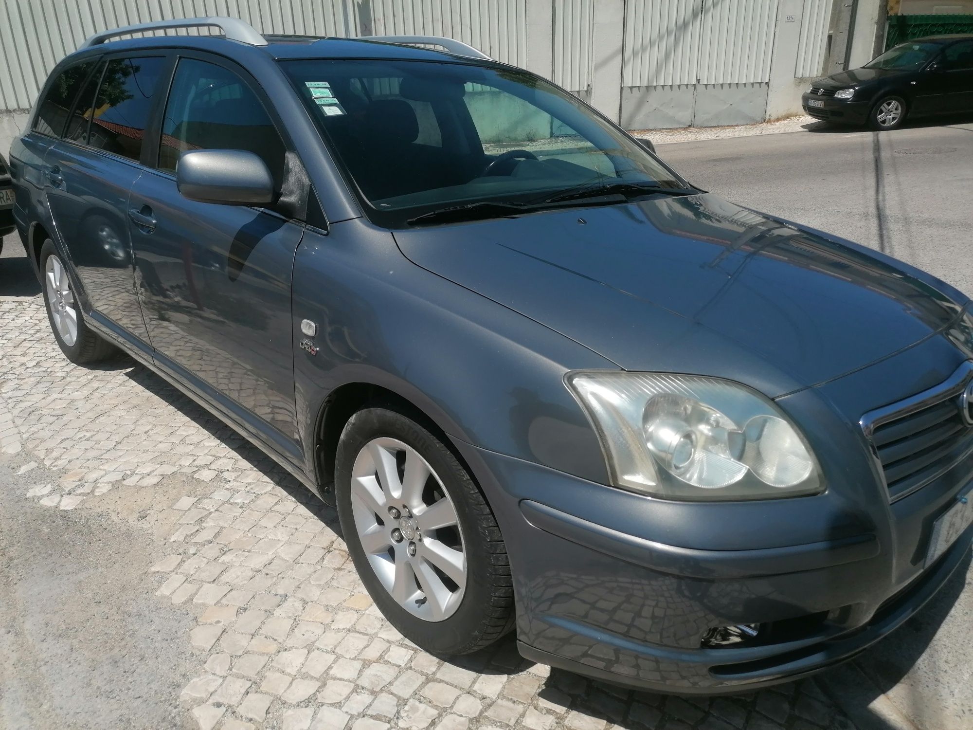 Toyota avensis d4d carrinha