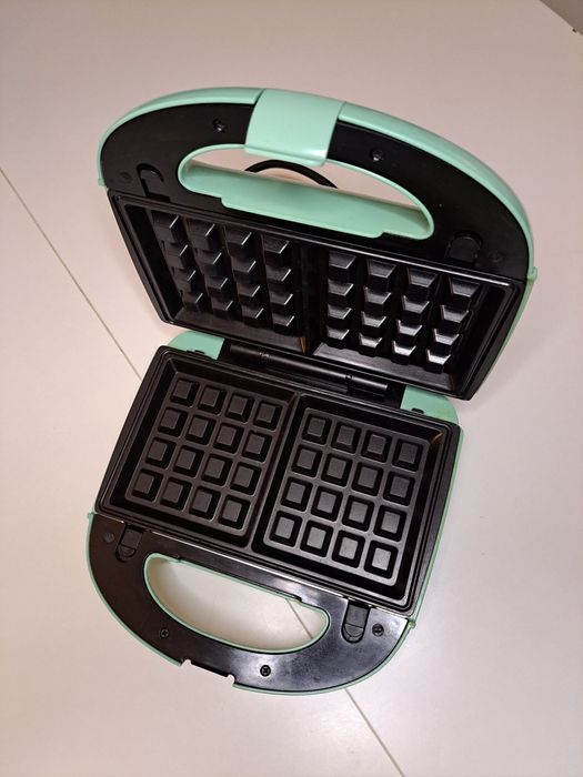 SILVERCREST® KITCHEN TOOLS Gofrownica z wymiennymi płytkami SWEW 75 0