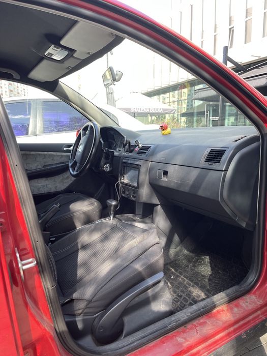 Авто шкода фабія