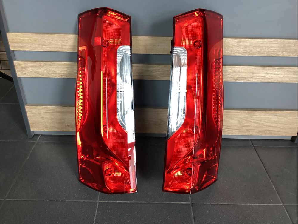Стоп задній Mercedes Sprinter 907 Спрінтер 910 фонарі задні