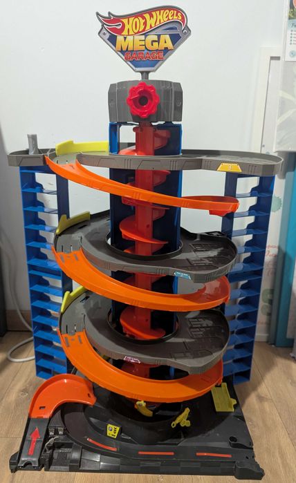 HotWheels Mega Garage mega garaż hot wheels