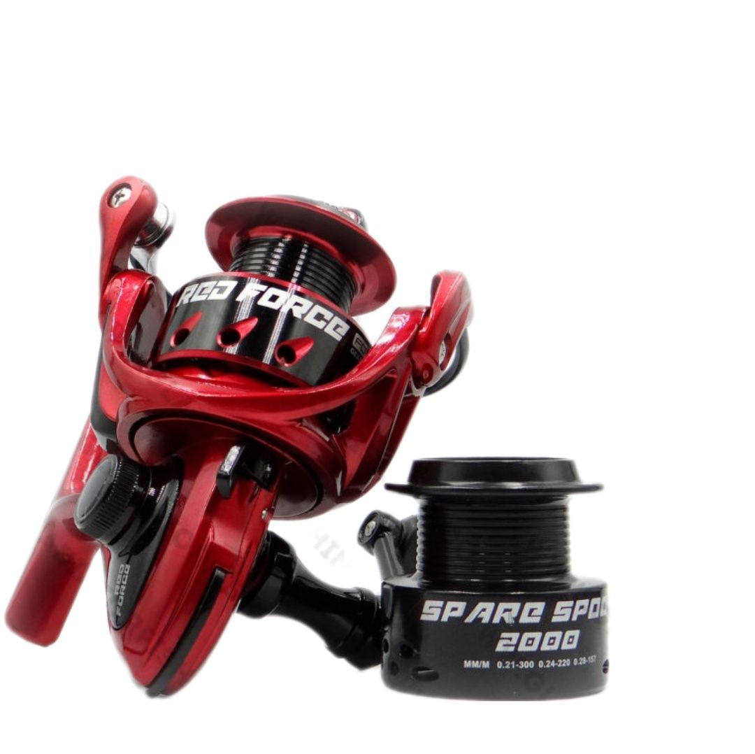 Катушка Gladiator Red Force 2000, 5+1.Леска в подарок.
