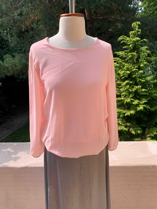 szyfonowa różowa bluzka z gumą na dole, dwuwarstwowa, rozm M-L