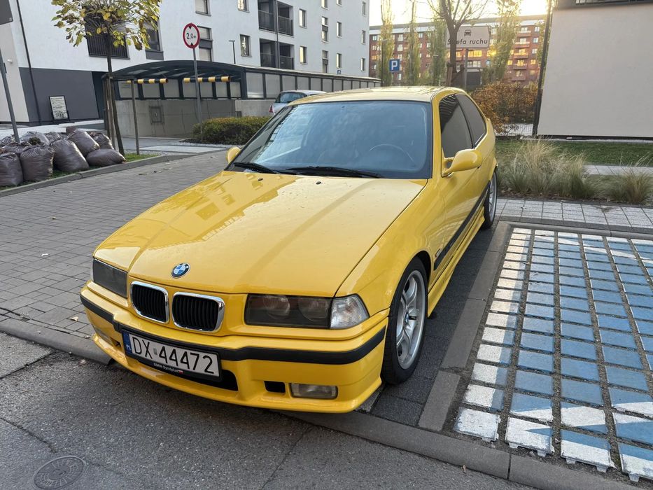 BMW Seria 3 BMW E36 Compact 323 Ti Dakar Gelb