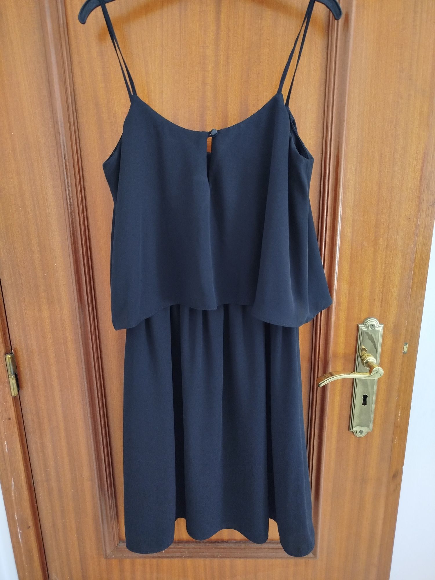 Vestido preto curto Primark