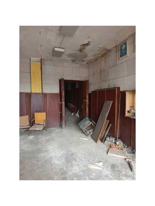 Частина будівлі кінотеатру, 691,5 кв. м, площа Миру, 5