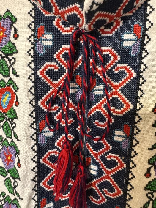 Вишиванка на хлопчика10-13 років