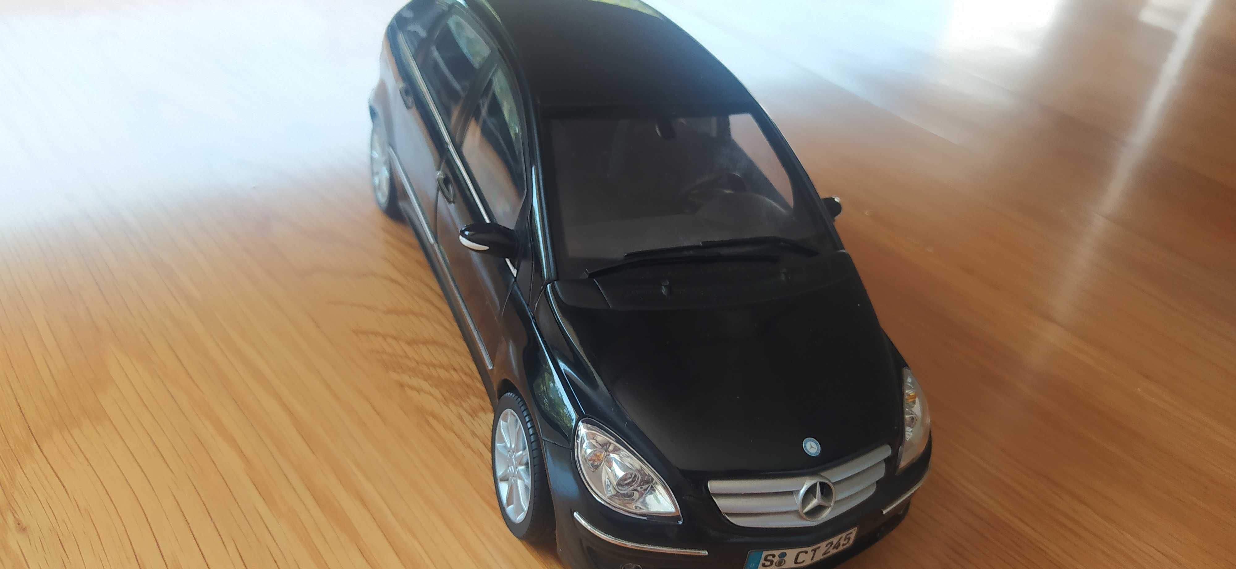 Miniatura Mercedes Classe B