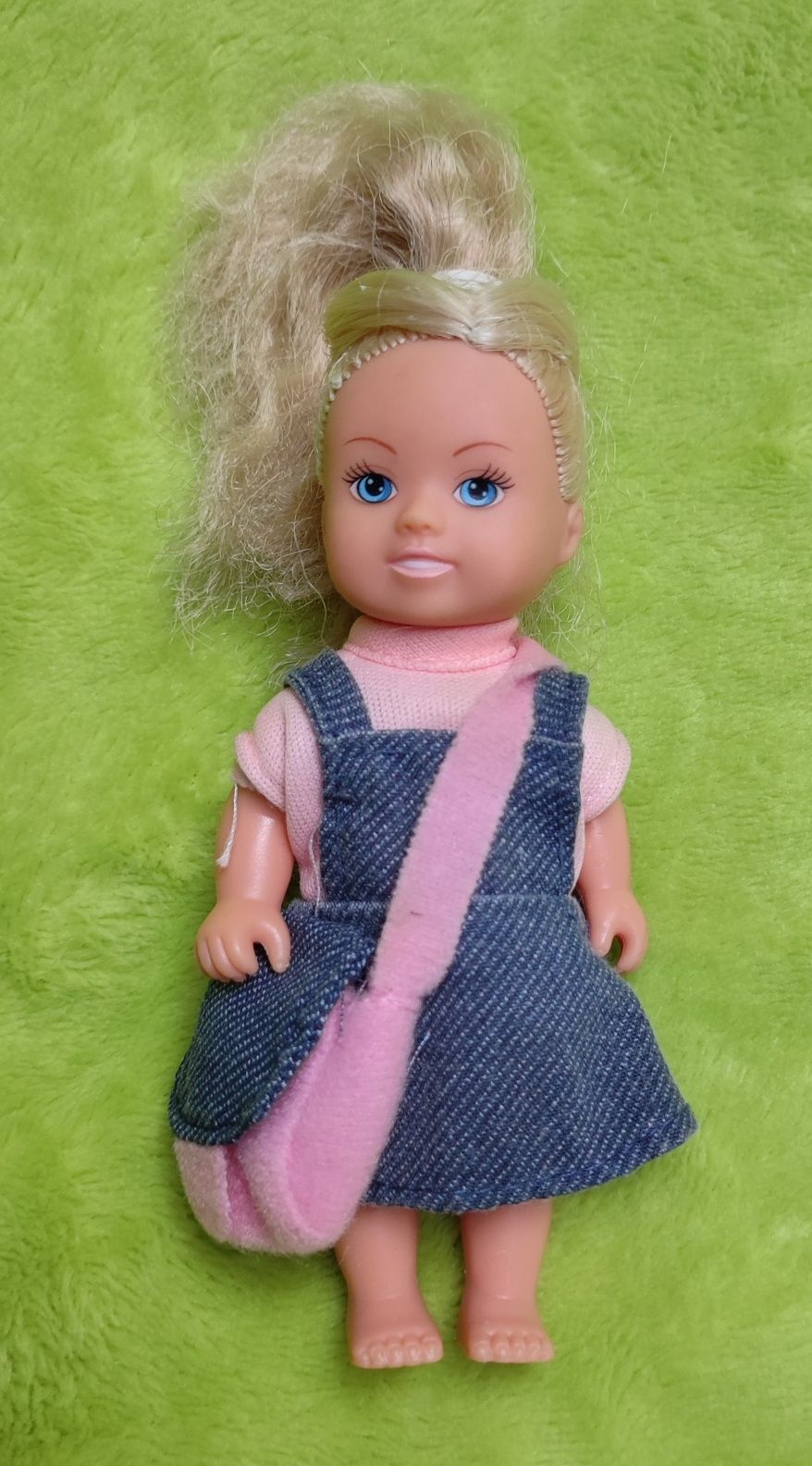 Sprzedam śliczną mała lalkę dziecko Barbie