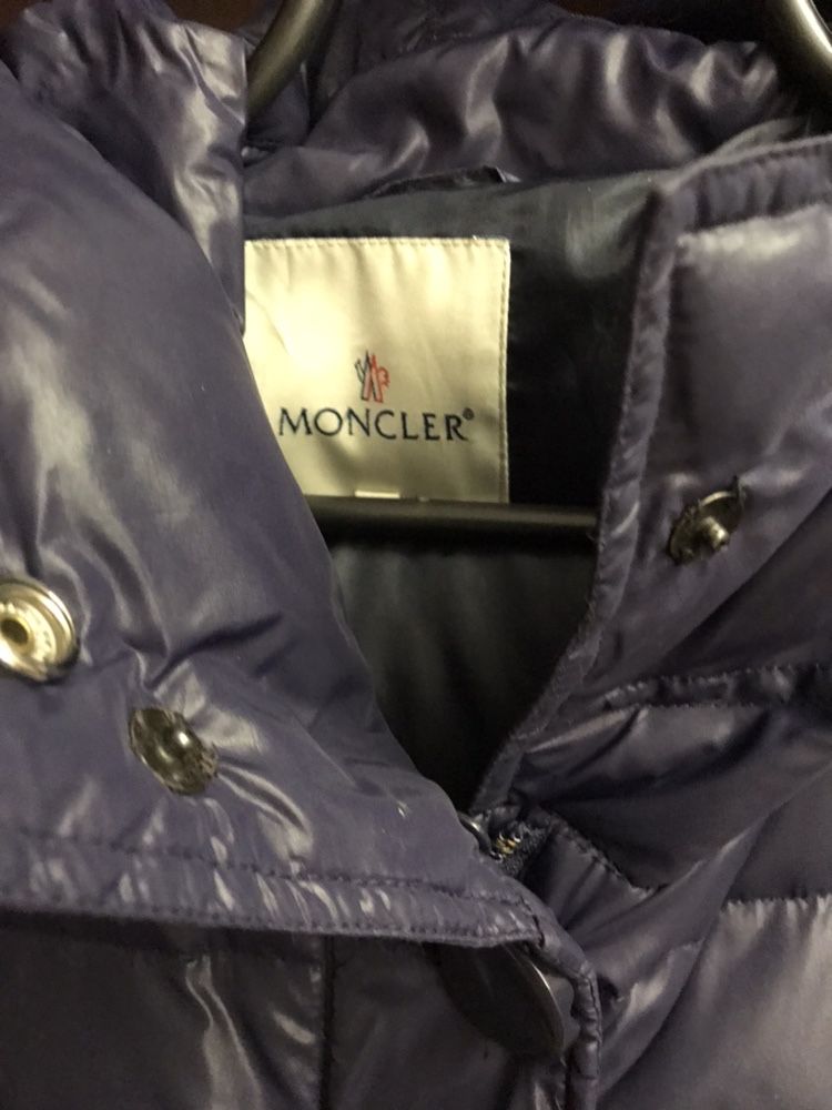 MONCLER Пуховий плащ( зима, пух 100%)