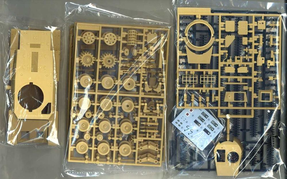 1/35 Fine Molds FM12/57 IJA Medium Tank Type1 CHI-HE+ PhotoEtched MG25