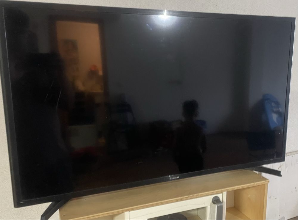 Smart Tv Samsung 40 - avariada