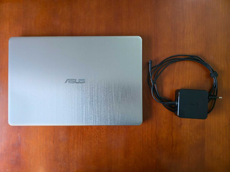 Asus Vivobook S15 S510UN – Windows 11 Home + Carregador Original