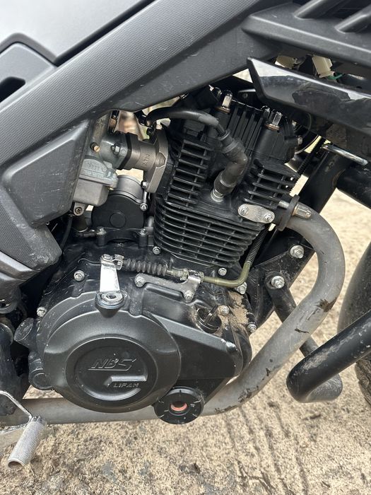 Продам мотоцикл ліфан джр 200