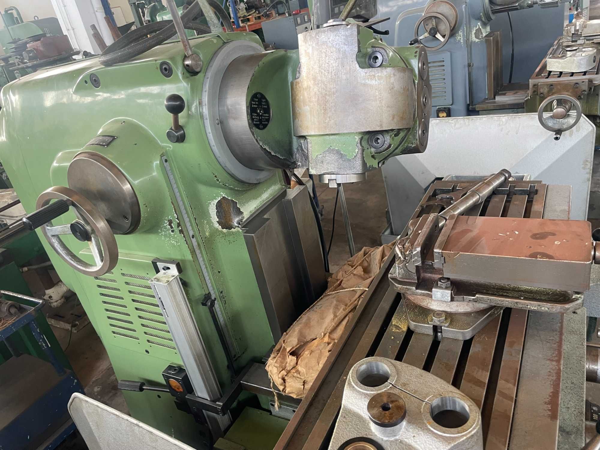 Fresadora universal SCHAUBLIN 53N