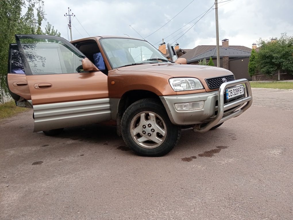 Продам Toyota rav 4 1 4×4