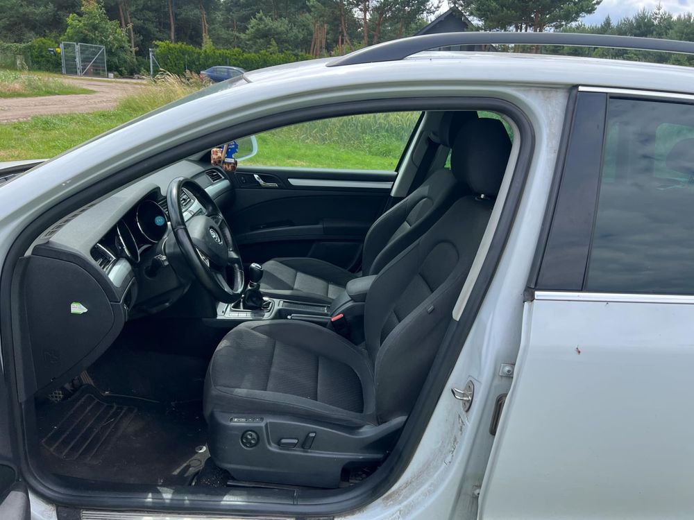 Skoda subperb 3 2015 rok 1.6 tdi cay na cześci