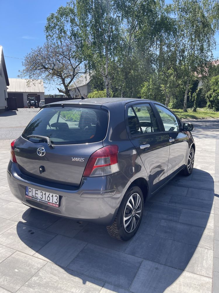 Toyota Yaris II 1.4 D-4D LUNA 2011