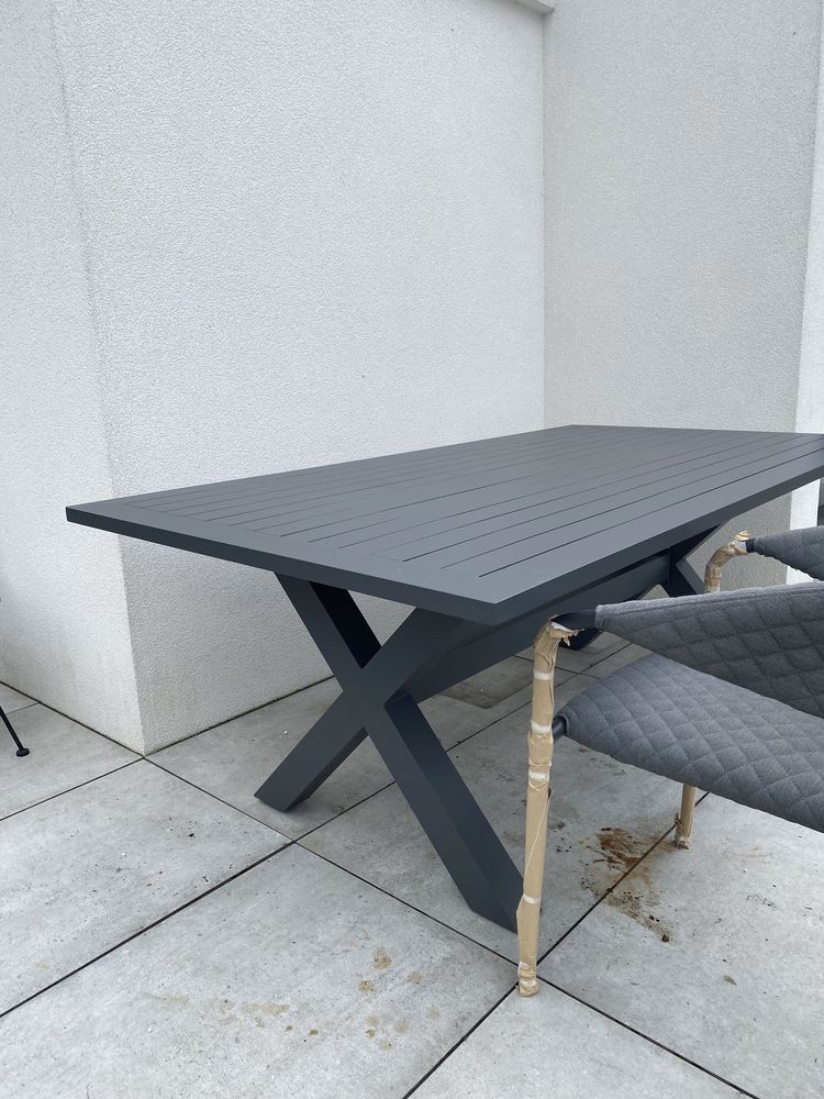 Stół aluminiowy ogrodowy z krzesłami zestaw 8 osobowy