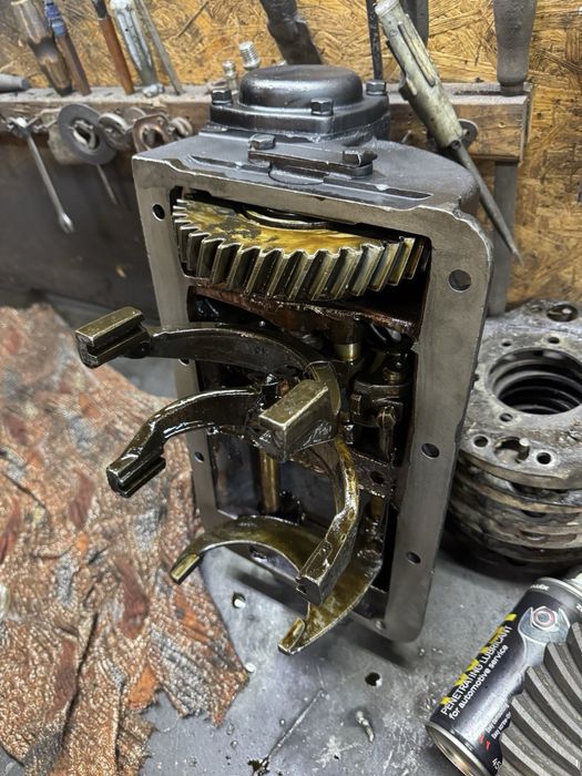 Кришка Кпп Ком 68б ЗИЛ 130-131 Пожежне авто !