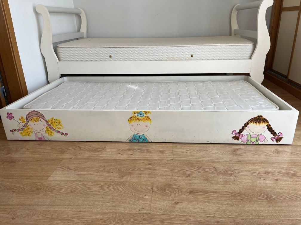 Cama individual estilo Luis Filipe