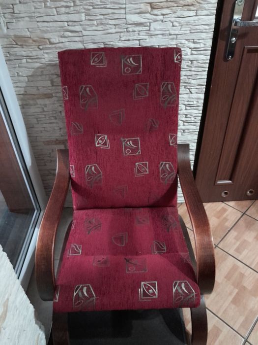Fotel na biegunach 2szt pufy gratis