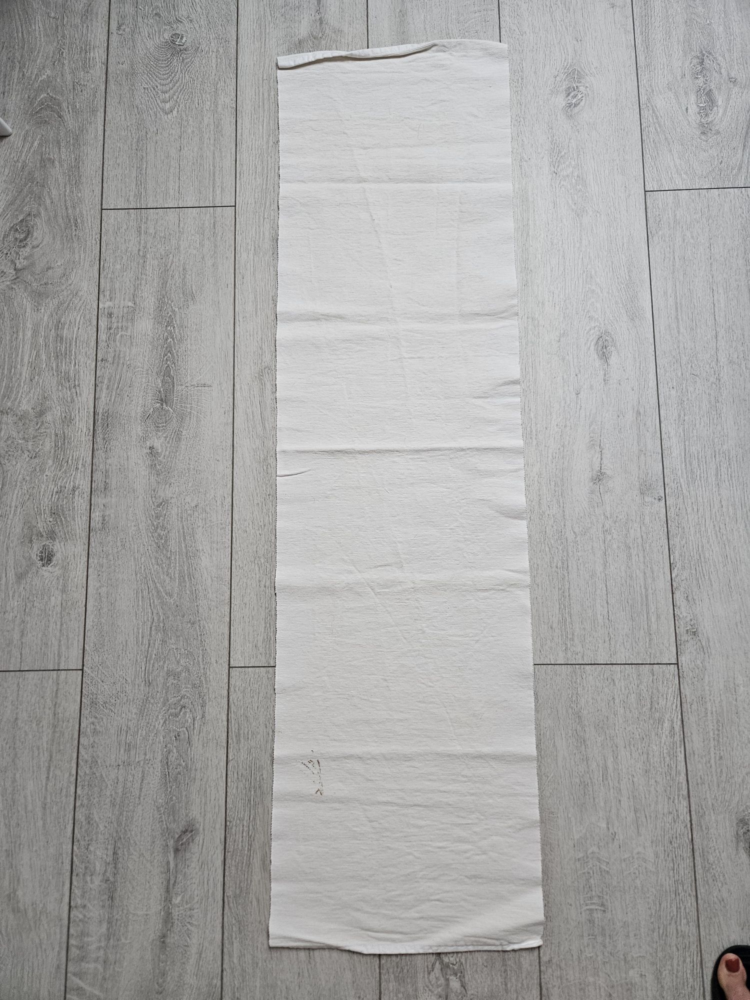 Bieżniki Ikea szare kremowe