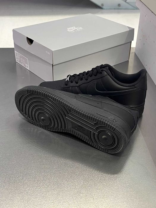 Black buty damskie trampki nowe z metka R.42.5