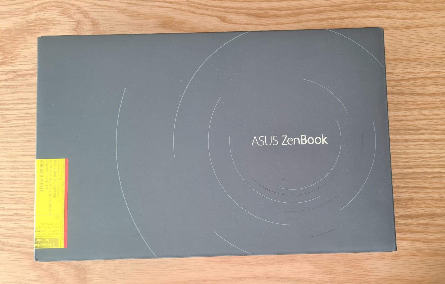 Portátil ASUS ZenBook 16GB RAM