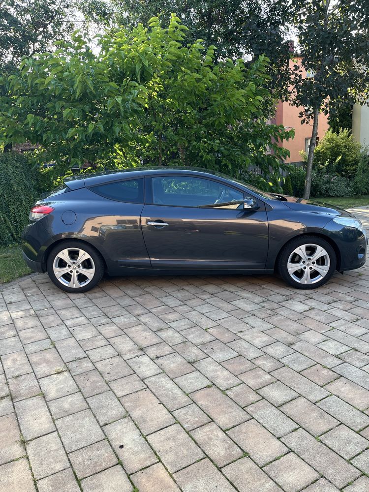 Renault Megane III Coupe 1.6 - Benzyna - 2009r