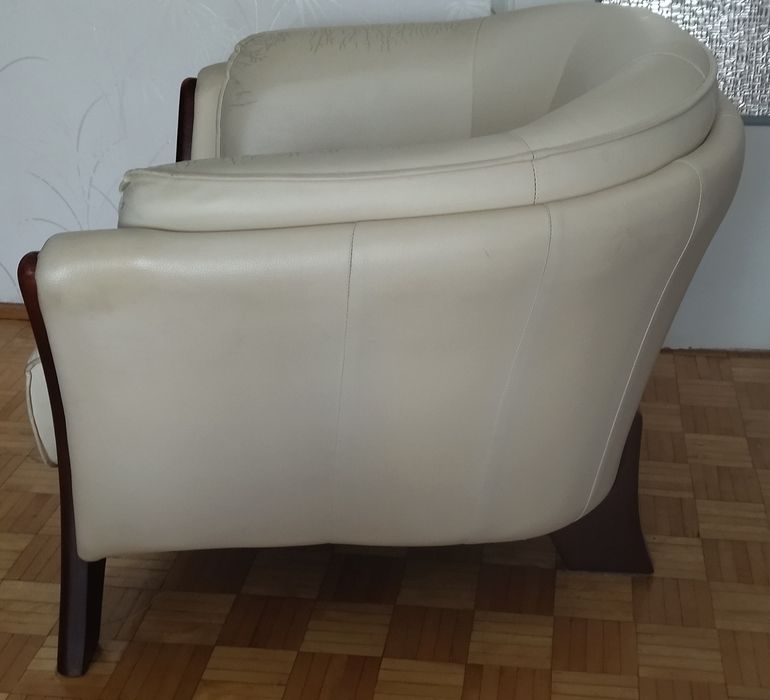 Fotel ze skóry ekologicznej