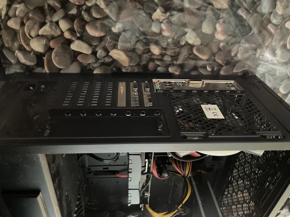 Pc gaming  pronto a ser usado