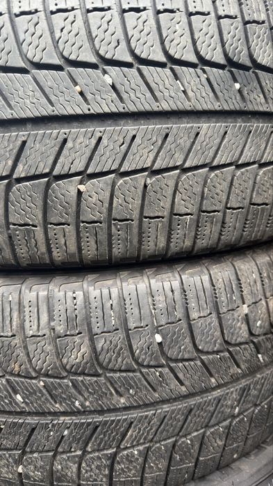 245/45/18 Michelin X-Ice