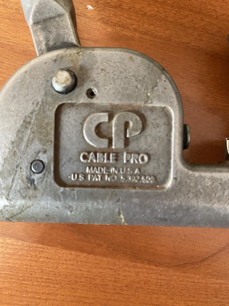 Narzędzie do kompresji złączy Cable Pro CP 902