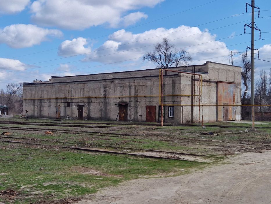 Виробничі, складські приміщення, ангари, промислові майданчики, офіси
