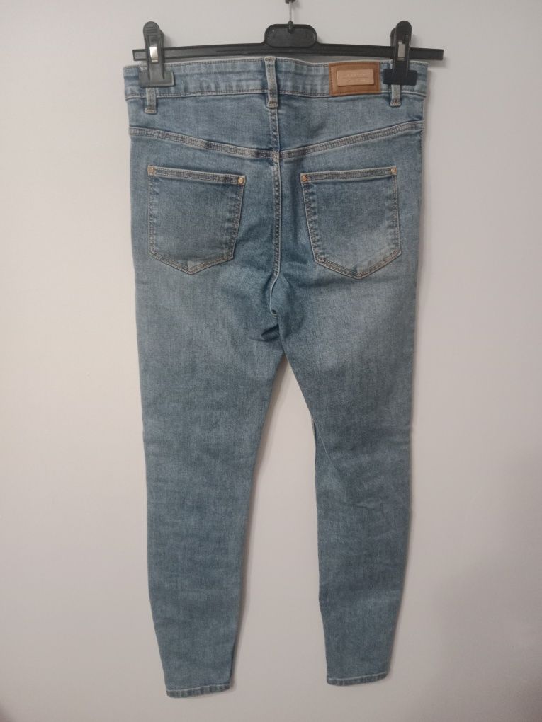 Spodnie jak nowe mohito 34