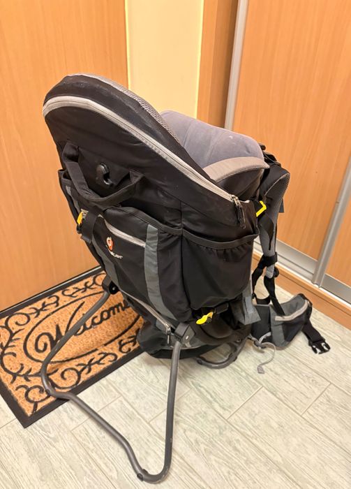 Nosidło turystyczne Deuter Kid Comfort Pro czarne szare
