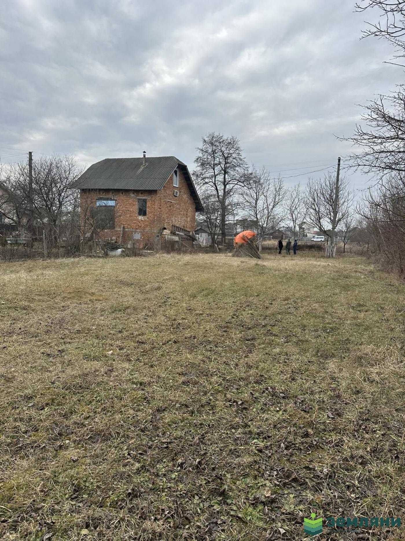 Продається ділянка 5,5 сот під будівництво в Опришівцях