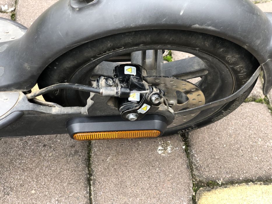 Електросамокат Xiaomi Essential