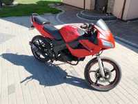 Honda cbr 125/50 zipp junak yamaha motorower